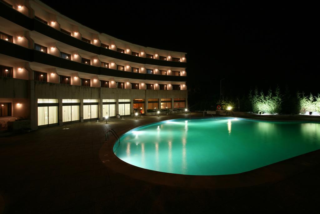 Hotel Meia Lua Ovar Exterior foto